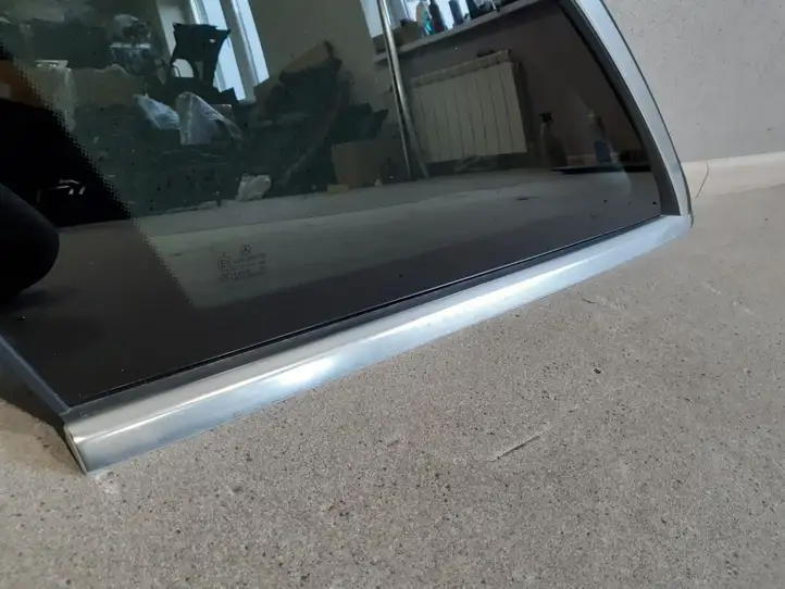 Mercedes-Benz E W213 (2016 - ) A2136709500 Заднее боковое стекло — фото 7