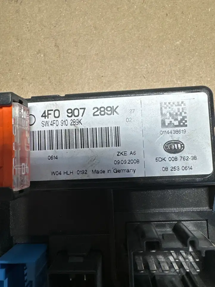 Audi A6 S6 C6 4F (2004 - 2008) 4F0907289K Модуль комфорта — фото 3