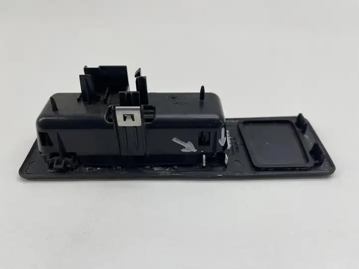 BMW 3 F30 F35 F31 (2012 - 2018) 7368752 Ручка крышки багажника — фото 3
