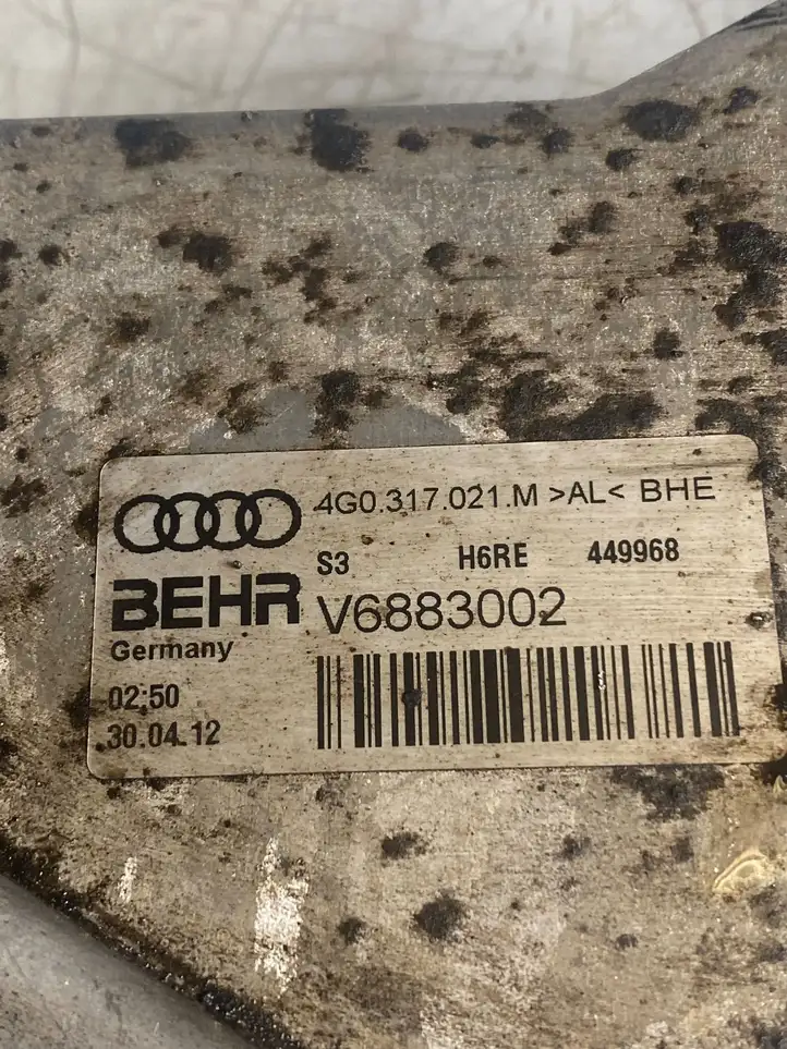 Audi A6 C7 (2011 - 2014) 4G0317021M Масляный радиатор коробки передач — фото 2