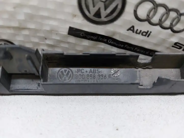 Volkswagen PASSAT B6 (2005 - 2010) 3C0858336F Декоративная планка — фото 2