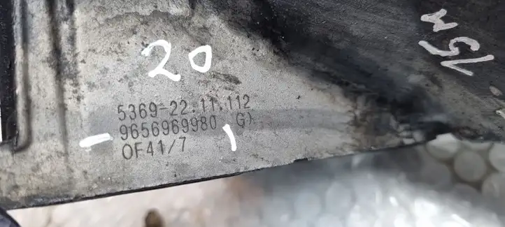 Citroen C3 (2016 - ) 9656969980 Кронштейн масляного фильтра — фото 2