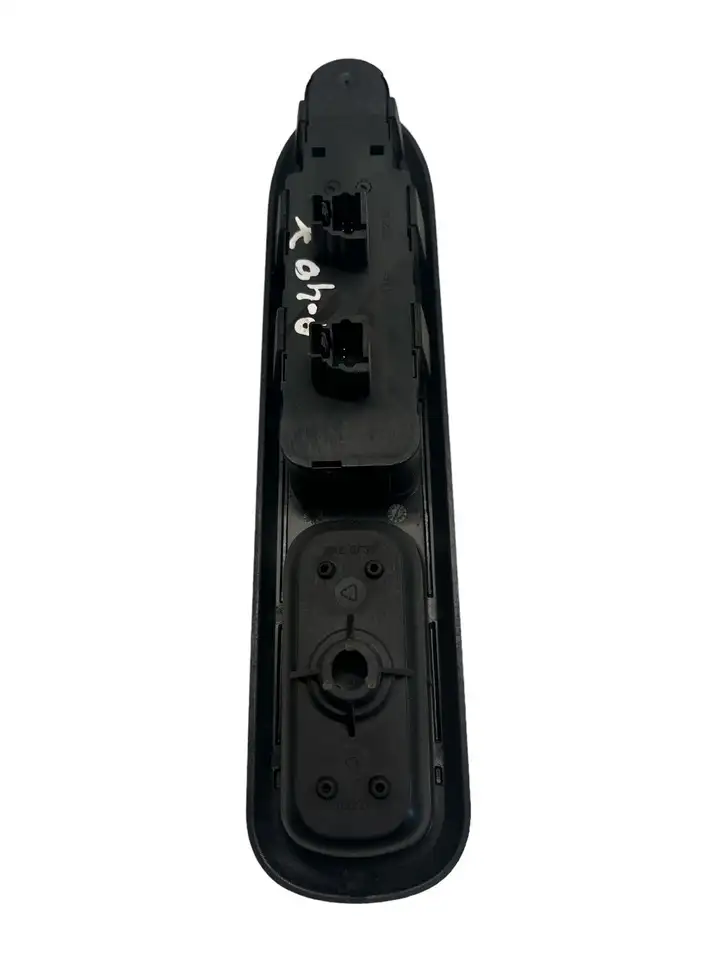 Peugeot 407 (2004 - 2011) 53269700 Кнопка стеклоподъемников — фото 2