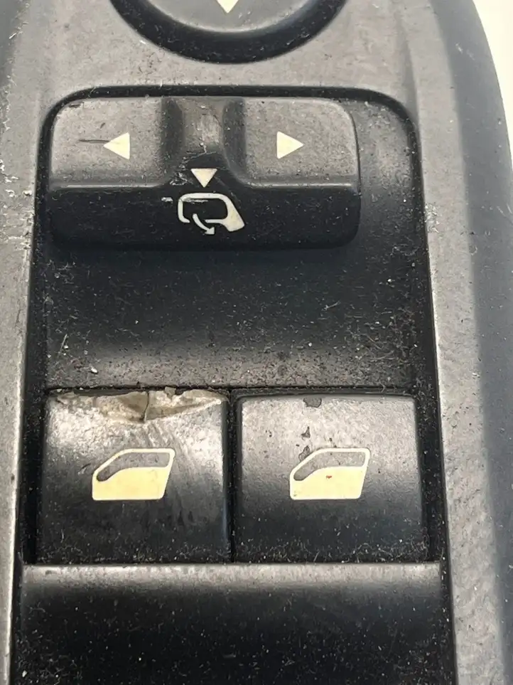 Peugeot 407 (2004 - 2011) 53269700 Кнопка стеклоподъемников — фото 4