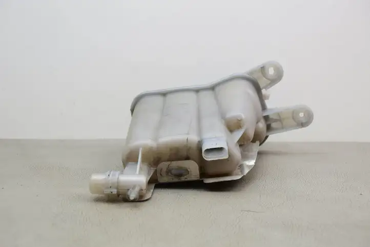 Audi A5 8T 8F (2007 - 2011) 8K0121405G Расширительный бачок — фото 6