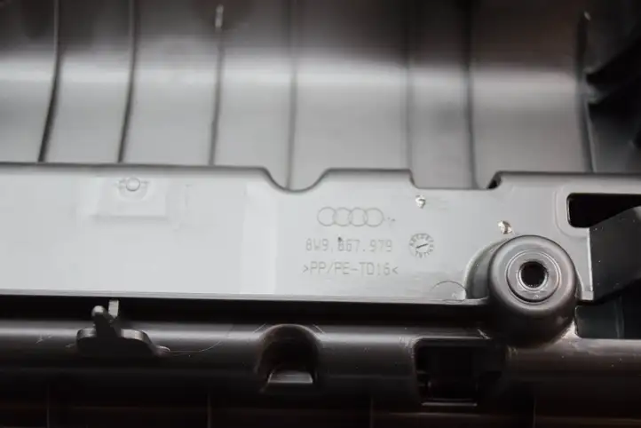 Audi A4 S4 B9 (2015 - 2019) 8W9867979 Обшивка багажника — фото 3