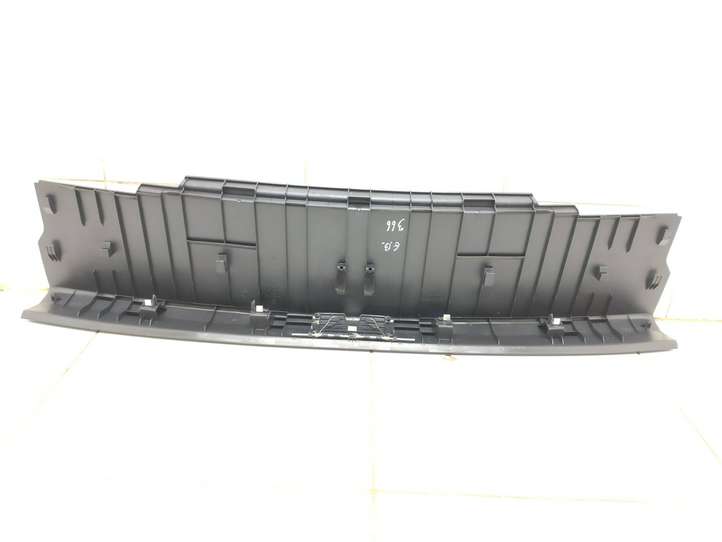 Volkswagen Tiguan (2016 - 2020)  5NA863459D Отделка порога багажника