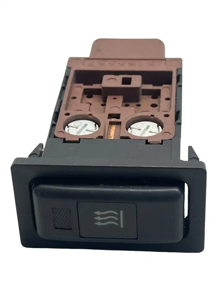 Toyota Avensis T250 (2006 - 2009) 153337 Кнопка обогрева стекла — фото 1