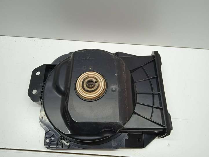 BMW 1 F20 F21 (2011 - 2019)  18820010 Громкоговоритель низкой частоты