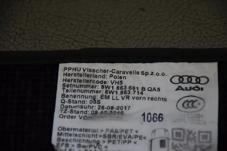Audi A4 S4 B9 (2015 - 2019) 8W1863714 Комплект автомобильных ковриков — фото 4