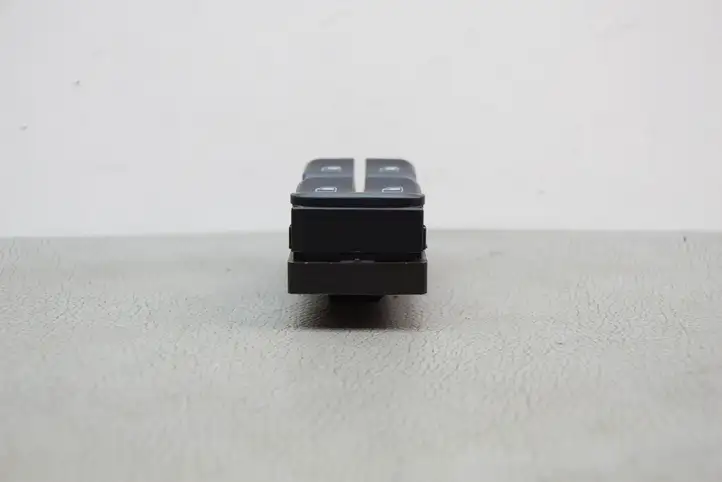 Audi A5 8T 8F (2007 - 2011) Кнопка стеклоподъемников — фото 3