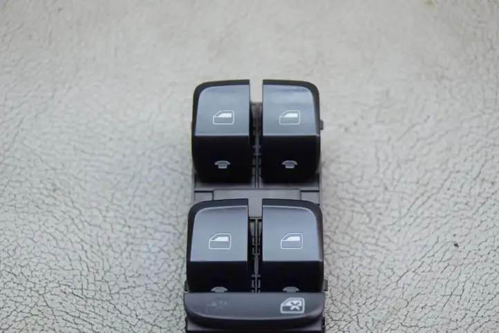 Audi A5 8T 8F (2007 - 2011) Кнопка стеклоподъемников — фото 9