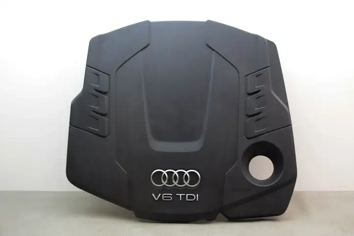 Audi A4 S4 B9 (2015 - 2019) 059103925C Крышка двигателя декоративная — фото 1