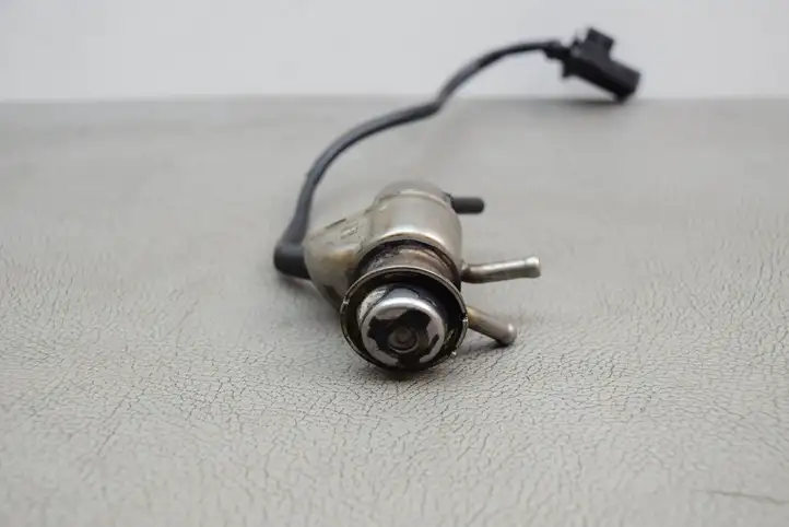 Audi A4 S4 B9 (2015 - 2019) 4G0131113D Форсунка AdBlue — фото 3
