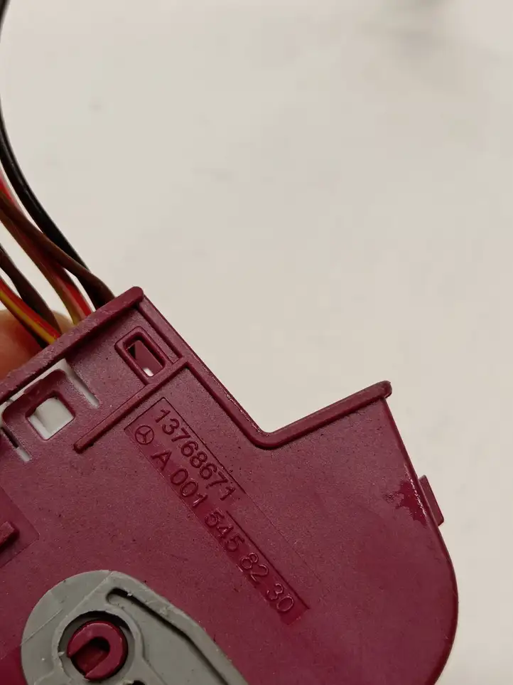 Mercedes-Benz C W205 (2014 - 2021) A0015458230 Прочая электропроводка — фото 4