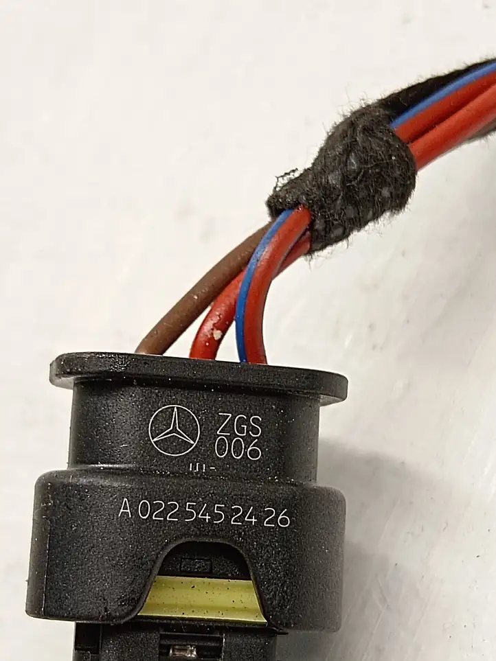 Mercedes-Benz C W205 (2014 - 2021) A0225452426 Прочая электропроводка — фото 3