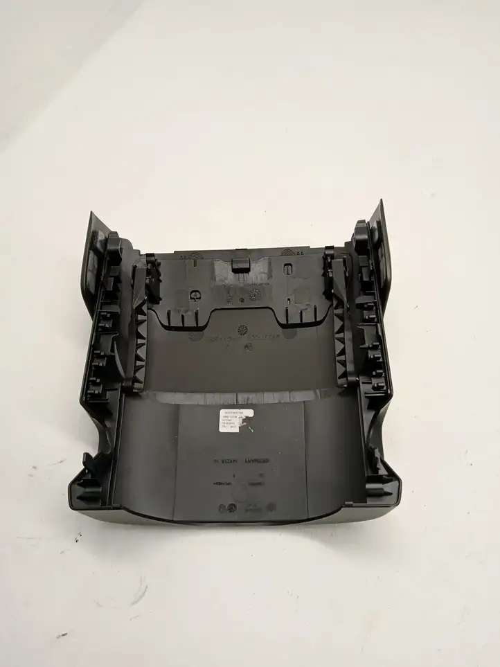BMW 7 G11 G12 (2015 - 2022) 937143708 Обшивка рулевой колонки — фото 2
