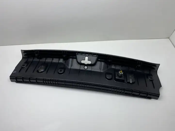 BMW 5 F10 F11 (2009 - 2016) 7227535 Отделка порога багажника — фото 3