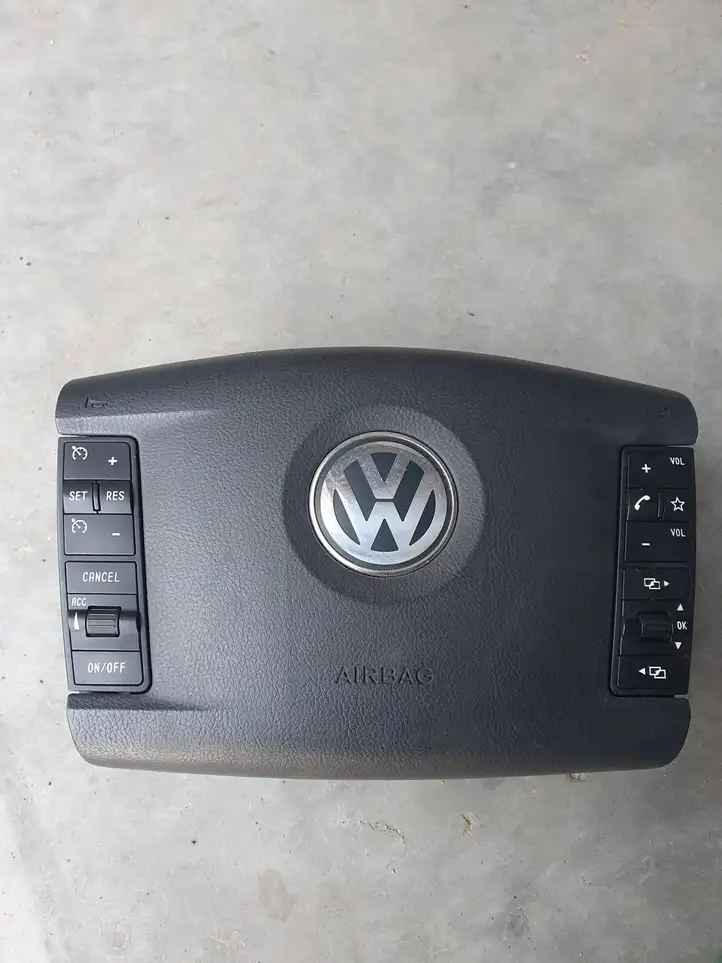 Volkswagen Touareg I (2002 - 2010) 7L6880201EF Подушка безопасности руля — фото 1