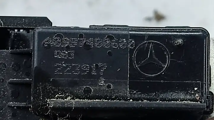 Mercedes-Benz ML W166 (2012 - 2017) 223911 Замок крышки багажника — фото 5
