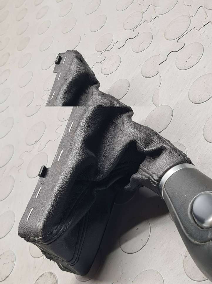 Audi A6 (2008 - 2011)  4F1713139N Отделка рычага переключения передач (кожа, головка)