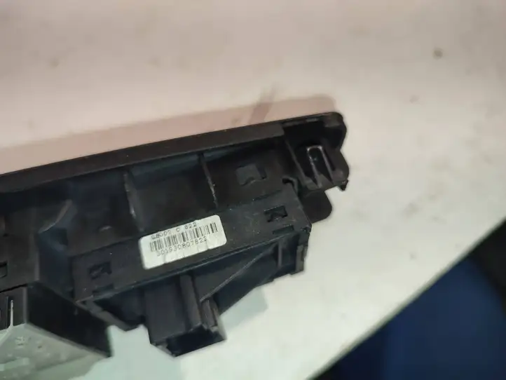 Fiat Grande Punto (2005 - 2014) 735423372 Блок кнопок стеклоподъемников — фото 3