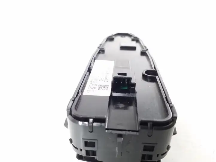 Mercedes-Benz E W213 (2016 - ) A2139054803 Кнопка стеклоподъемников — фото 4