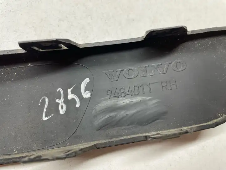 Volvo S60 (2000 - 2004) Молдинг переднего бампера — фото 3