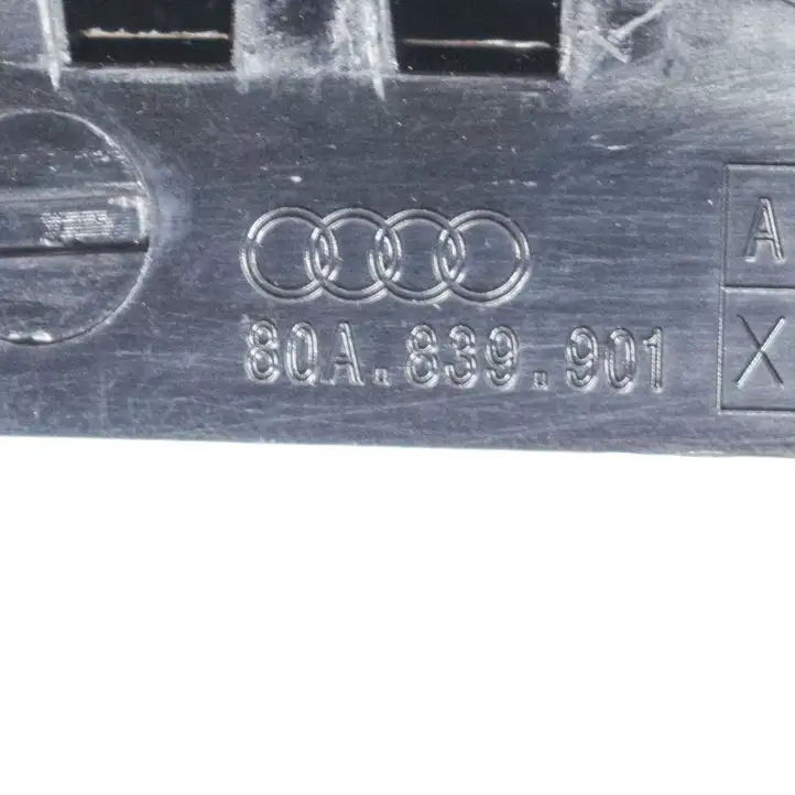 Audi Q5 SQ5 (2017 - ) 80A839901 Накладка стекла задней двери — фото 7