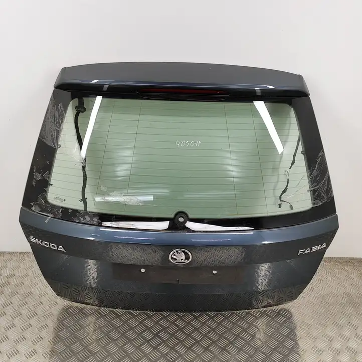 Skoda Fabia Mk3 (NJ) (2015 - 2021) 6V9827023E Крышка багажника — фото 1