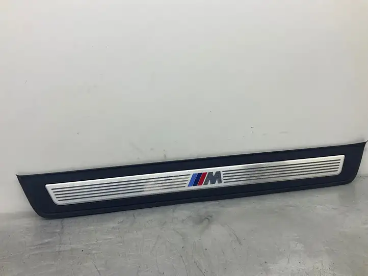 BMW 5 F10 F11 (2009 - 2016) 8050053 Внутренняя обшивка порога (комплект) — фото 4