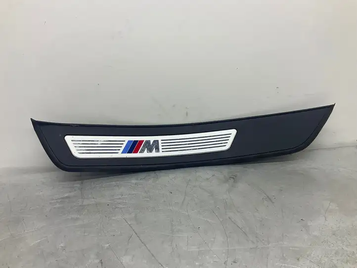 BMW 5 F10 F11 (2009 - 2016) 8050053 Внутренняя обшивка порога (комплект) — фото 12