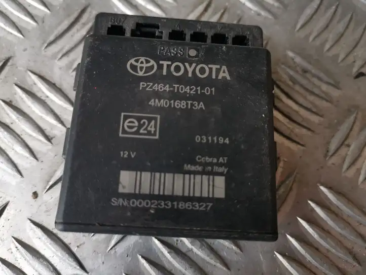 Toyota Corolla Verso AR10 (2004 - 2009) PZ464T042101 Блок управления парктрониками — фото 2