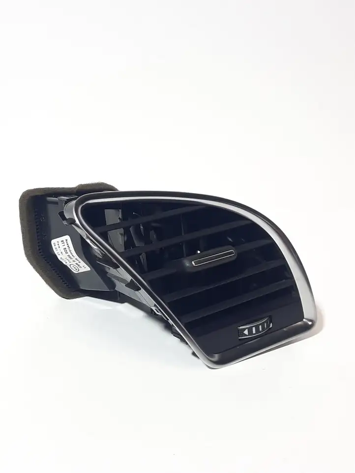 Audi A5 8T 8F (2011 - 2016) 8T1820902 Боковой воздушный дефлектор — фото 2