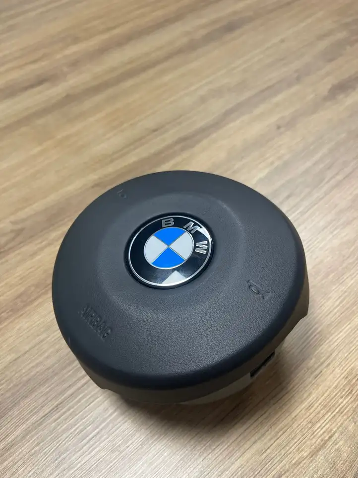 BMW M3 F80 (2014 - 2020) 33784579504 Подушка безопасности руля — фото 2