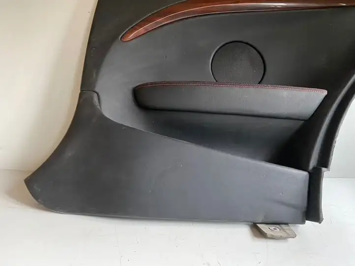 Maserati GranTurismo (2007 - 2019) Обшивка задней двери — фото 3