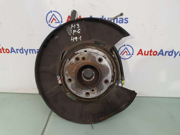 BMW M3 E92 (2007 - 2013)  33302283542 Задний поворотный кулак (ступица, цапфа)