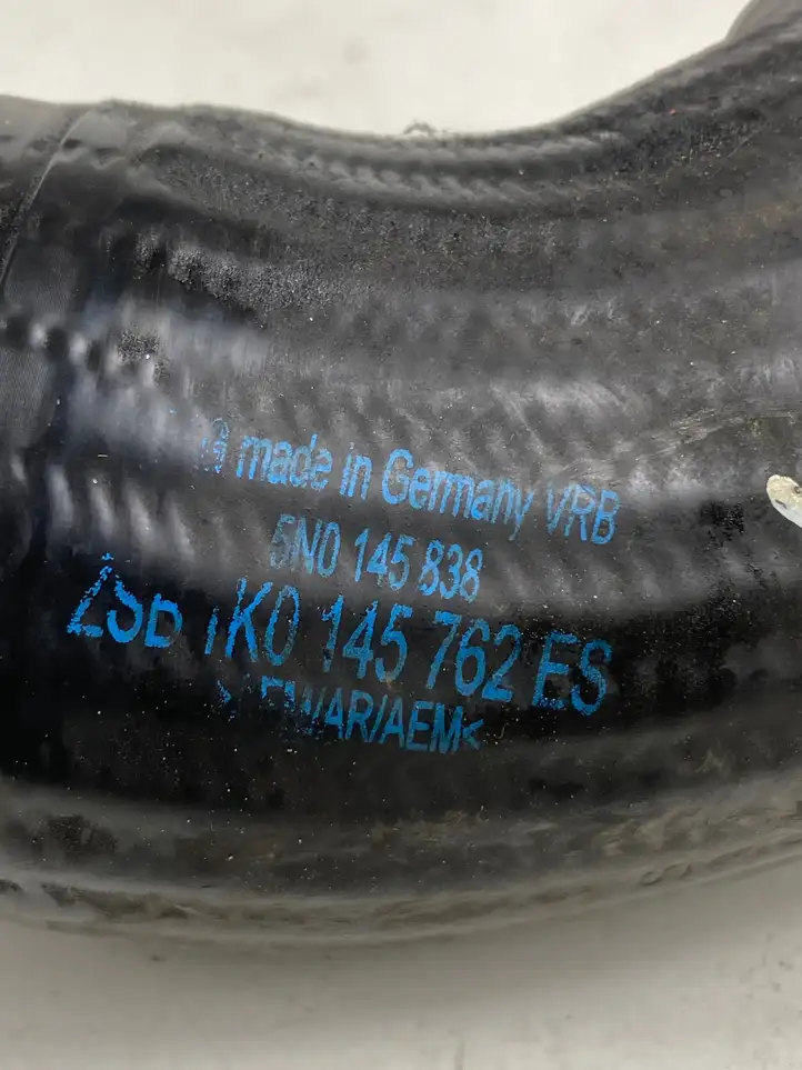 Volkswagen PASSAT B6 (2005 - 2010) 1K0145762ES Трубки интеркулера / Шланги интеркулера — фото 2