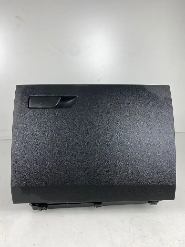 Seat Leon (5F) (2012 - 2019) 5F1857095 Бардачок в сборе — фото 1