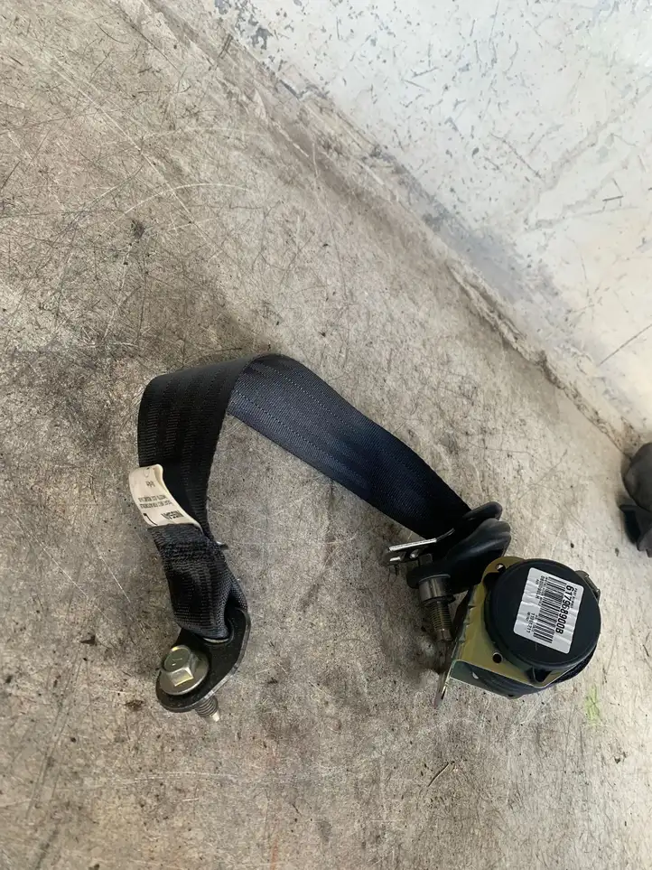 Nissan Juke I F15 (2010 - 2018) 617968900b Задний ремень безопасности — фото 3