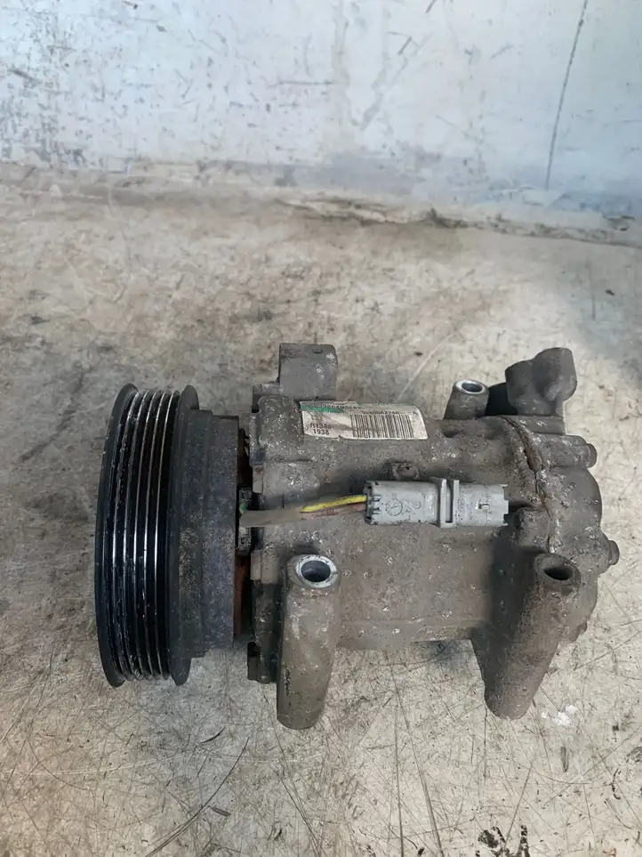Nissan Juke I F15 (2010 - 2018) 09086402262 Компрессор (насос) кондиционера воздуха — фото 1