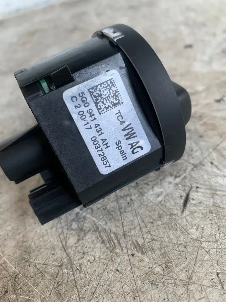 Seat Leon (5F) (2012 - 2019) 5g0941431 Включатель фонарей — фото 2