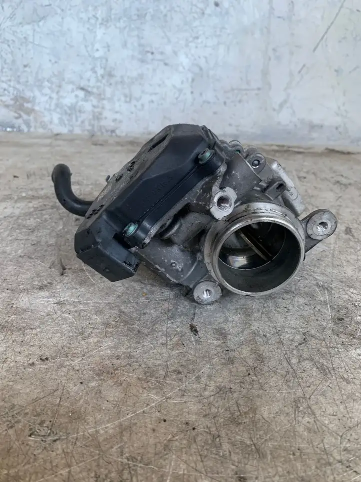 Seat Leon (5F) (2012 - 2019) 04l128063 Дроссельная заслонка — фото 3