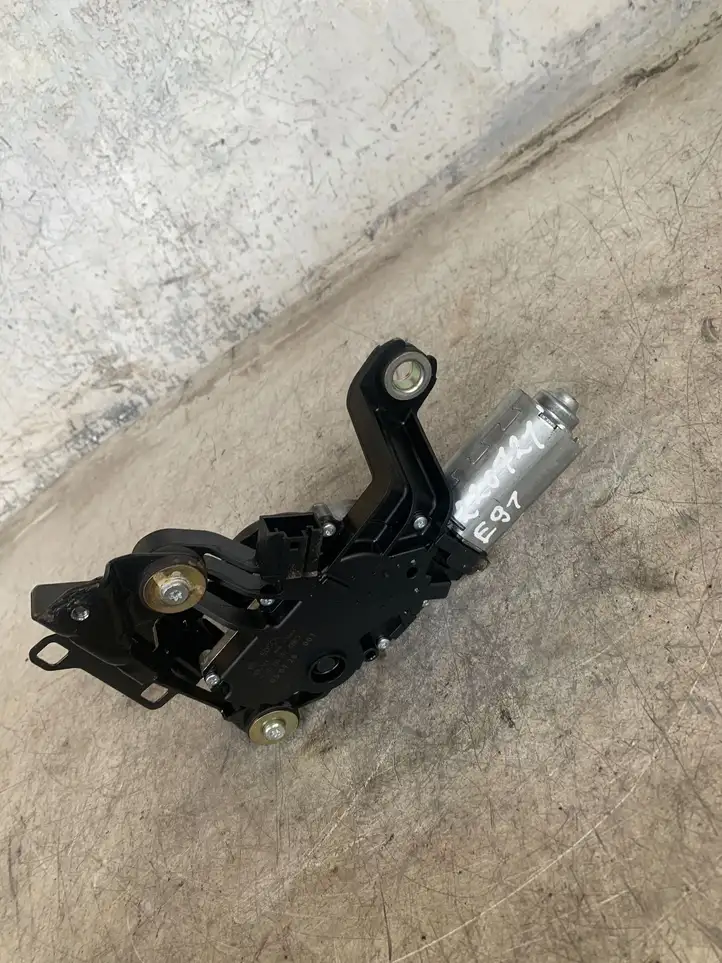 BMW 3 E90 E91 (2005 - 2012) 1397220497 Двигатель стеклоочистителя заднего стекла — фото 2