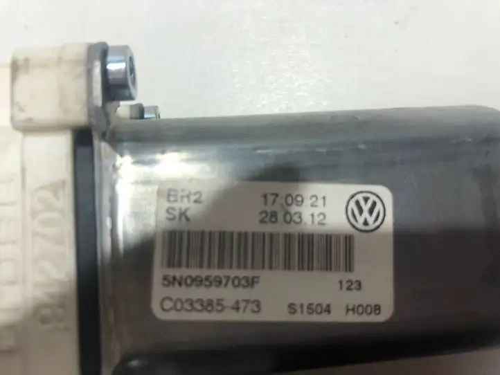 Volkswagen Tiguan (2011 - 2016) 5N0959703F Стеклоподъемник задней двери — фото 2