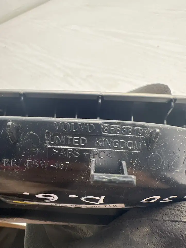 Volvo V50 (2004 - 2008) 8663819 Кнопка стеклоподъемников — фото 2