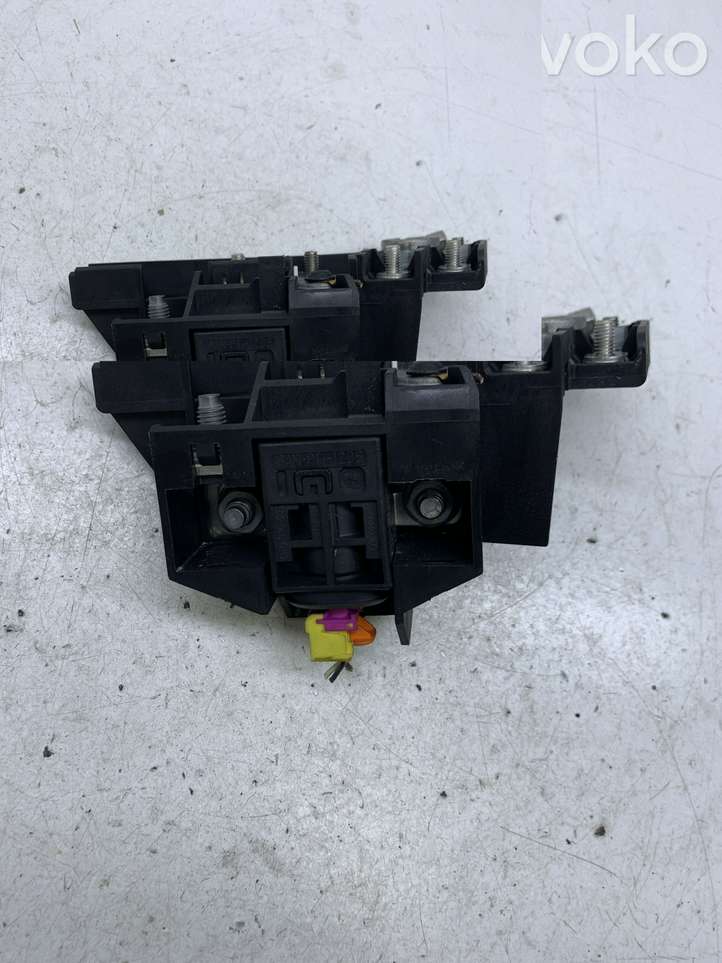 Audi A6 (2004 - 2008)  4F0915519 Предохранитель