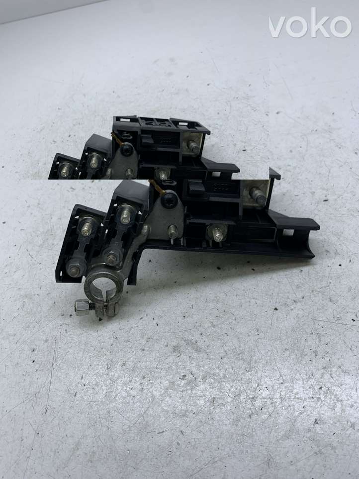 Audi A6 (2004 - 2008)  4F0915519 Предохранитель