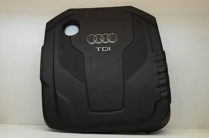 Audi A4 S4 B8 8K (2011 - 2015) 04L103925D Крышка двигателя декоративная — фото 3