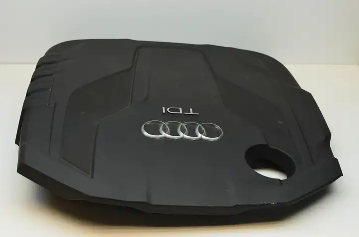 Audi A4 S4 B8 8K (2011 - 2015) 04L103925D Крышка двигателя декоративная — фото 7